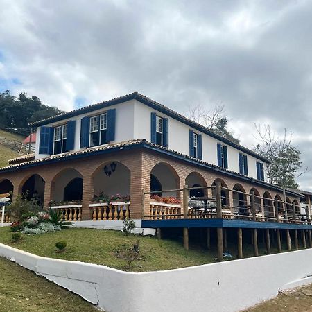 Fascinacao Cafe Hotel Кунья Экстерьер фото
