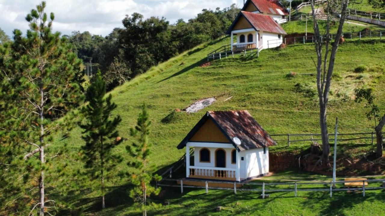 Fascinacao Cafe Hotel Кунья Экстерьер фото